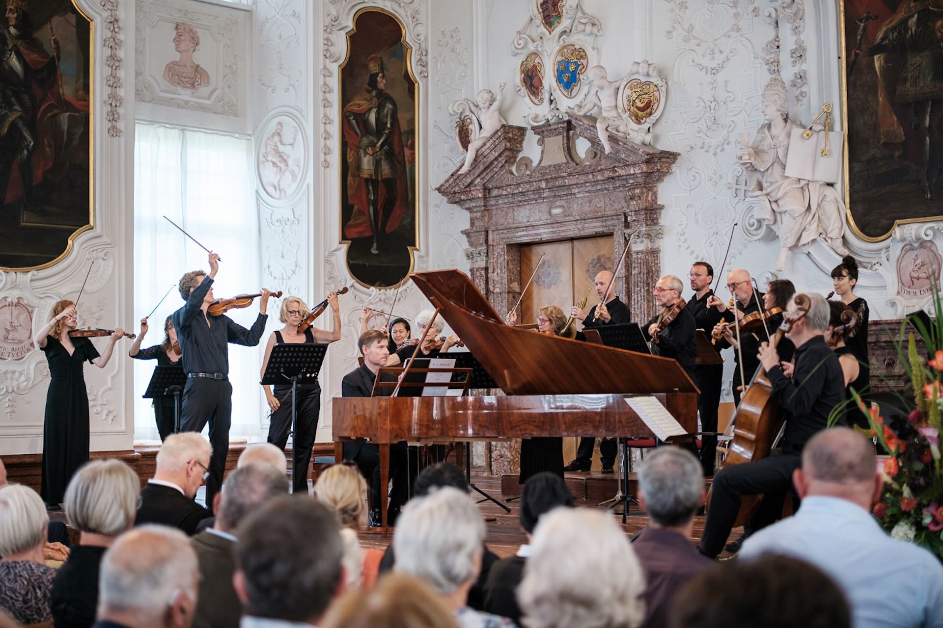 Kristian Bezuidenhout · Freiburger Barockorchester