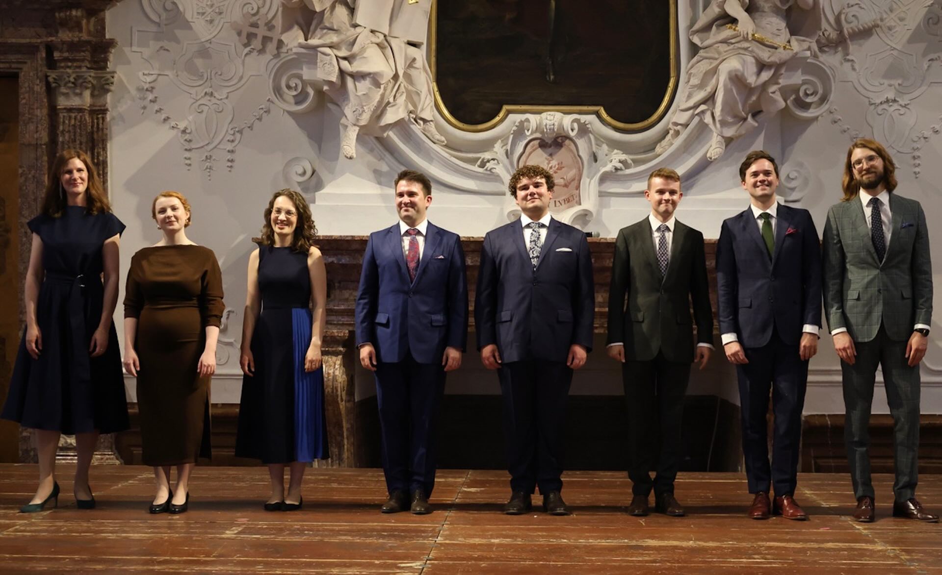 VOCES8